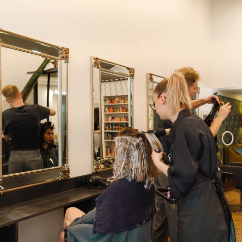 Le Grand Salon - Coiffure Grenoble - Le Grand Salon - Photo Galerie - OneBooking