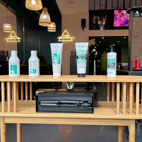 J.Y.N Le Salon - Coiffure Grenoble - J.Y.N Le Salon - Photo Galerie - OneBooking