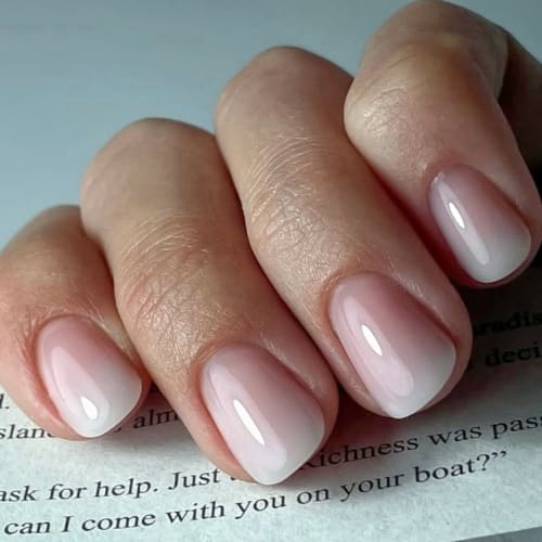 Emy Nail Studio - Onglerie Montigny-le-Bretonneux - Emy Nail Studio - Photo Galerie - OneBooking