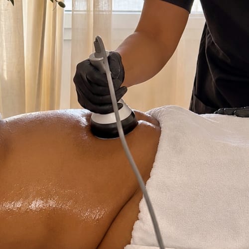 Newbody Studio ( soins minceur ) - Institut de beauté Nantes - Newbody Studio ( soins minceur ) - Photo Galerie - OneBooking