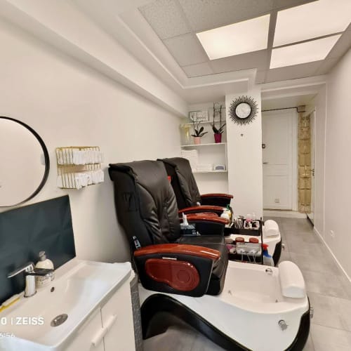 Mini Nail - Marais - Institut de beauté Paris - Mini Nail - Marais - Photo Galerie - OneBooking