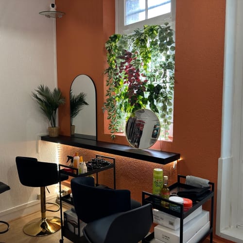 Insolite Paris - Sourcils & cils Suresnes - Insolite Paris - Photo Galerie - OneBooking