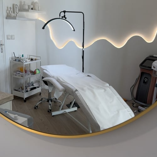 Aesthetique Expert Beauté - Coiffure Roubaix - Aesthetique Expert Beauté - Photo Galerie - OneBooking