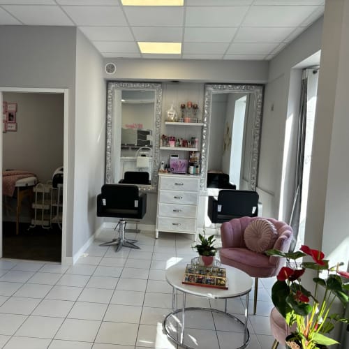 MK elegance - Onglerie Tours - MK elegance - Photo Galerie - OneBooking
