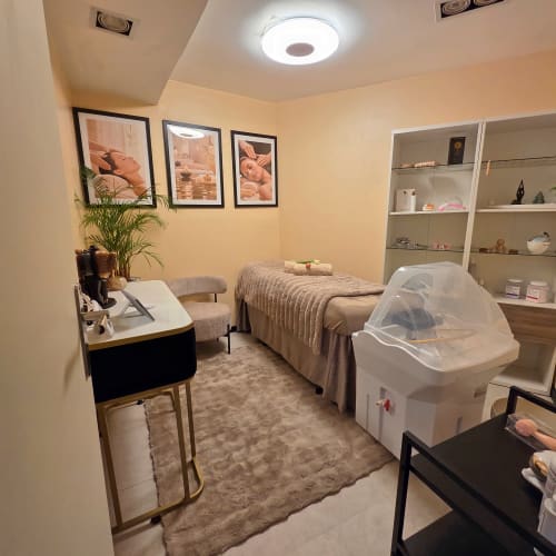ROYAL BEAUTE - Coiffure Saint-Brieuc - ROYAL BEAUTE - Photo Galerie - OneBooking