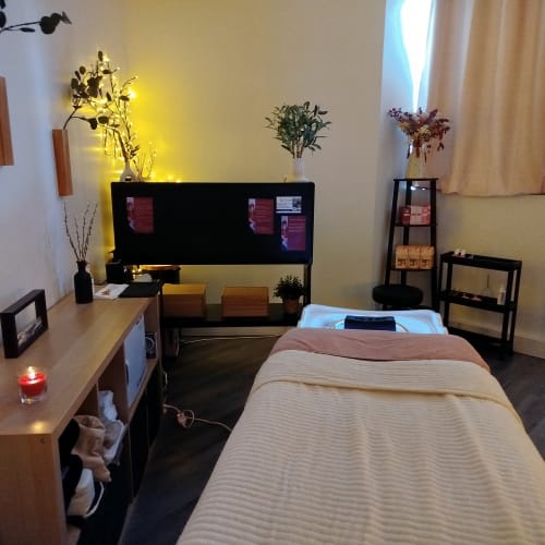Les massages de Laura - Head Spa Massage - Institut de beauté Montigny-le-Bretonneux - Les massages de Laura - Head Spa Massage - Photo Galerie - OneBooking