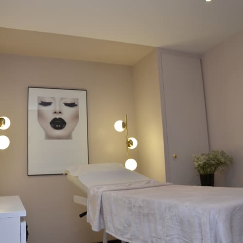 Sisters - Coiffure - Esthétique - Ongles - Onglerie Asnières-sur-Seine - Sisters - Coiffure - Esthétique - Ongles - Photo Galerie - OneBooking