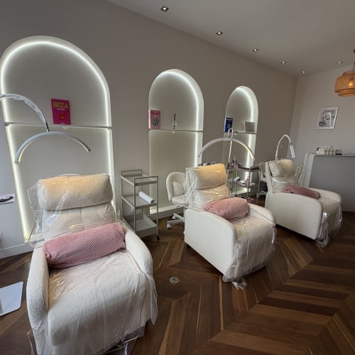 Atelier Beauty by MJ - Sourcils & cils Issy-les-Moulineaux - Atelier Beauty by MJ - Photo Galerie - OneBooking