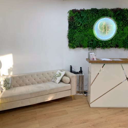 Chez Les Filles - Coiffure Avignon - Chez Les Filles - Photo Galerie - OneBooking