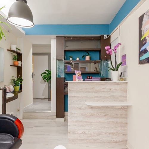 Salon Jeunesse - Onglerie Paris - Salon Jeunesse - Photo Galerie - OneBooking