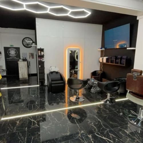 Anarchy Barber Palaiseau - Coiffure Palaiseau  - Anarchy Barber Palaiseau - Photo Galerie - OneBooking