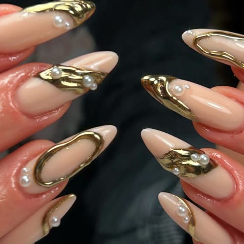 NOLIYA NAILZ - Sourcils & cils La Roche-sur-Yon - NOLIYA NAILZ - Photo Galerie - OneBooking