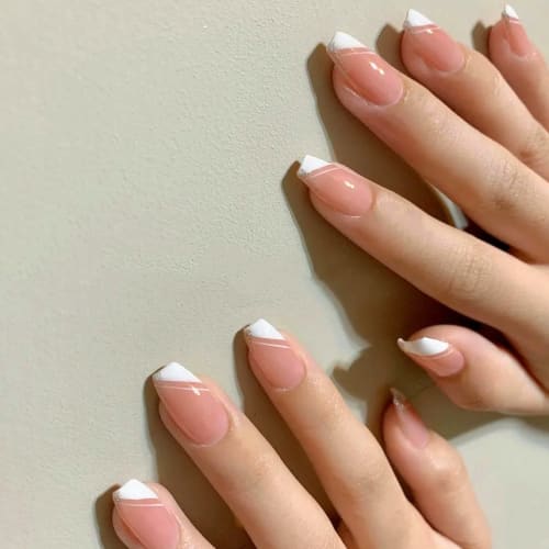 ZOUZOU Nail - Sourcils & cils Cagnes-sur-Mer - ZOUZOU Nail - Photo Galerie - OneBooking
