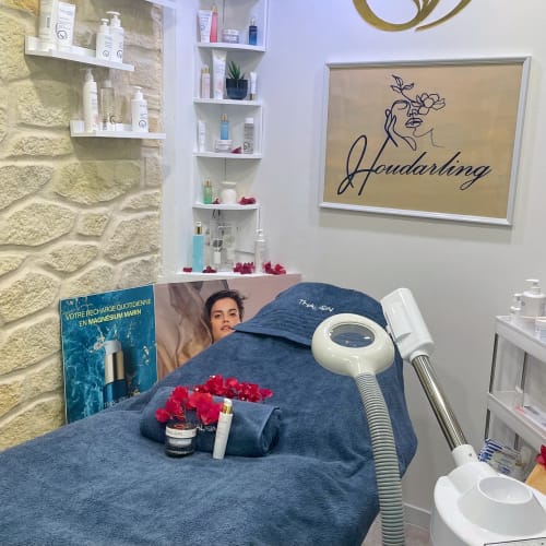 Houdarling : Beauté, Massages PISCINE & SPA ( Hammam, Sauna & Jacuzzi ) - Coiffure Nîmes - Houdarling : Beauté, Massages PISCINE & SPA ( Hammam, Sauna & Jacuzzi ) - Photo Galerie - OneBooking