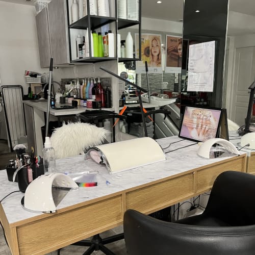 Betty Coop - Coiffure Le Luc - Betty Coop - Photo Galerie - OneBooking