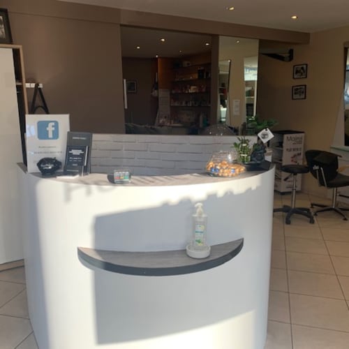 Instant Coiffure - Sourcils & cils Bourges - Instant Coiffure - Photo Galerie - OneBooking