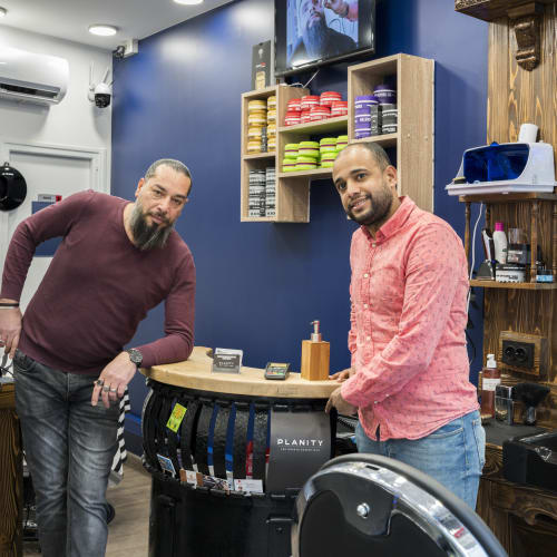 Monsieur H. Coiffeur Barbier - Coiffure La Rochelle - Monsieur H. Coiffeur Barbier - Photo Galerie - OneBooking