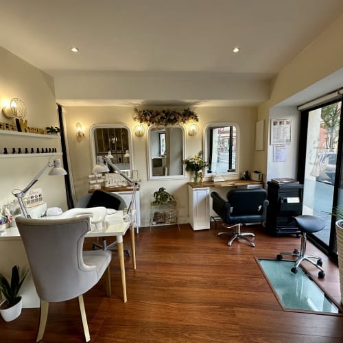 Ongles Karina (Espace de Beauté OR) - Onglerie Rennes - Ongles Karina (Espace de Beauté OR) - Photo Galerie - OneBooking