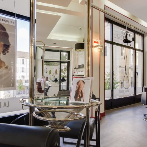 Anthony Bouillot by Coralie - Coiffure Vichy - Anthony Bouillot by Coralie - Photo Galerie - OneBooking
