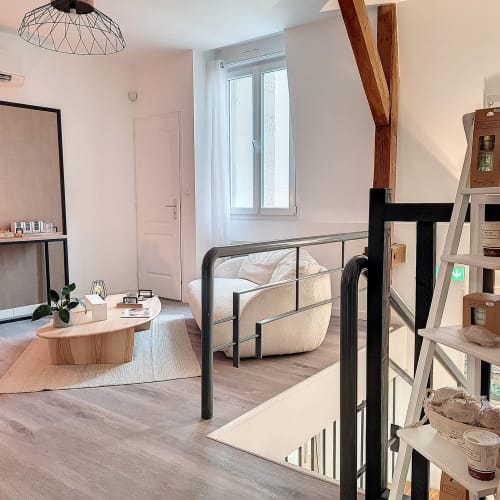 Morgan Esthétique - Sourcils & cils Troyes - Morgan Esthétique - Photo Galerie - OneBooking