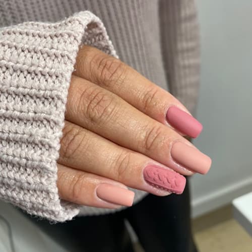 Pretty Del Nails - Coiffure Champigny-sur-Marne - Pretty Del Nails - Photo Galerie - OneBooking