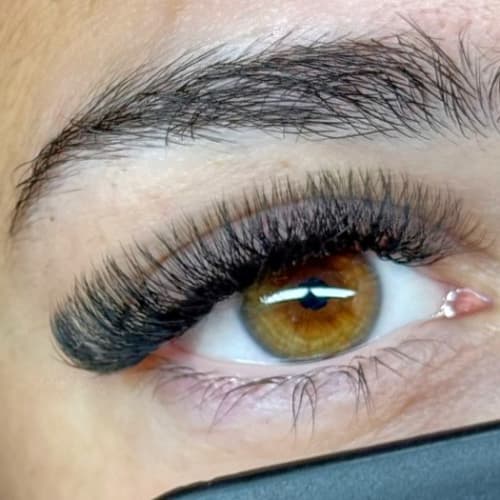 Nessi Lash - Sourcils & cils Roubaix - Nessi Lash - Photo Galerie - OneBooking