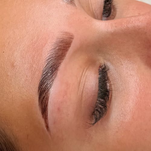Taharaa - Sourcils & cils Saint-Quentin - Taharaa - Photo Galerie - OneBooking