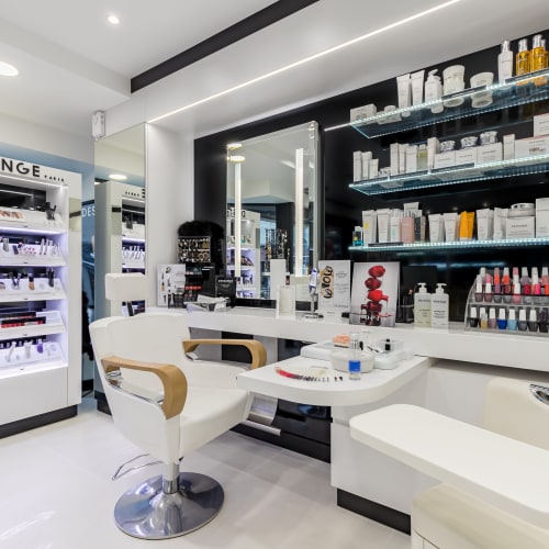 DESSANGE - La Roche-sur-Yon - Sourcils & cils La Roche-sur-Yon - DESSANGE - La Roche-sur-Yon - Photo Galerie - OneBooking