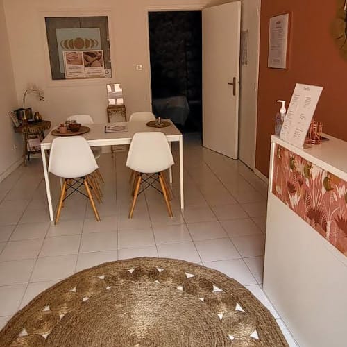 Lune - Bien-être Béziers - Lune - Photo Galerie - OneBooking