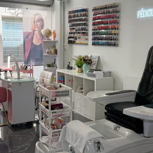 Moment de beauté - Coiffure Melun - Moment de beauté - Photo Galerie - OneBooking