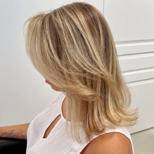 Coiffure Mathilde - Coiffure Saint-Mitre-les-Remparts - Coiffure Mathilde - Photo Galerie - OneBooking