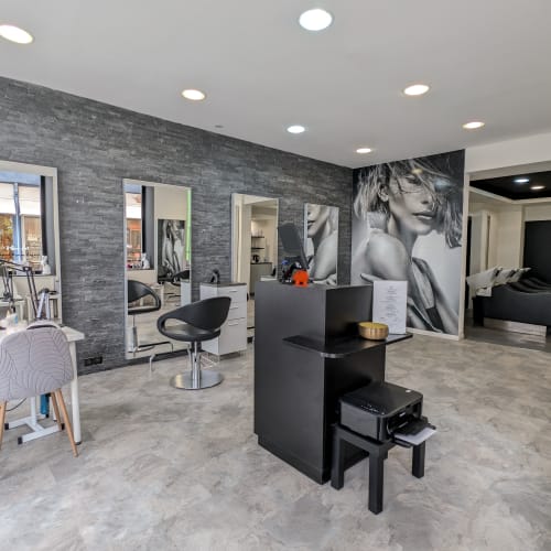 Le 8ème Art - Coiffure Arras - Le 8ème Art - Photo Galerie - OneBooking