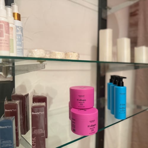 Belle Colombe Esthétique - Sourcils & cils Cagnes-sur-Mer - Belle Colombe Esthétique - Photo Galerie - OneBooking