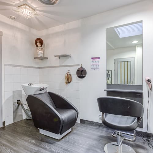 Planet'Hair - Coiffure Villeurbanne - Planet'Hair - Photo Galerie - OneBooking