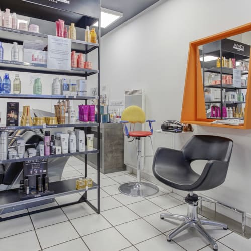 Côté Couleur - Coiffure Alençon - Côté Couleur - Photo Galerie - OneBooking
