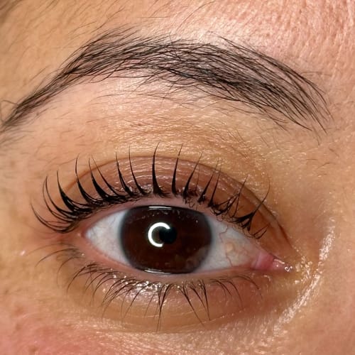 VY BEAUTE - Sourcils & cils Cergy - VY BEAUTE - Photo Galerie - OneBooking