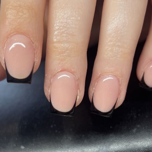 V nailed it - Onglerie Orléans - V nailed it - Photo Galerie - OneBooking