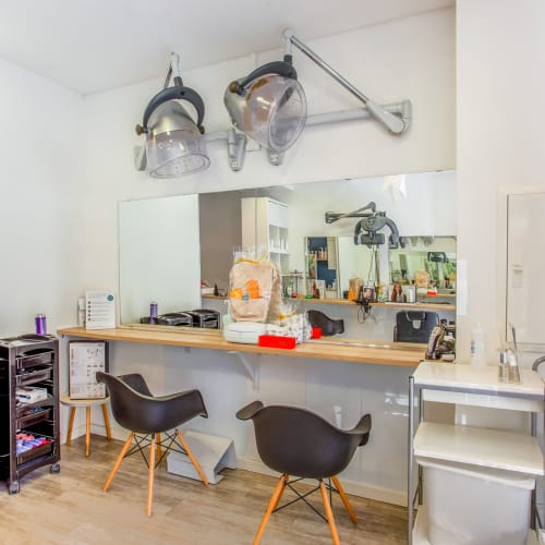 JACK'ATELIER COIFFURE - Massage Marseille - JACK'ATELIER COIFFURE - Photo Galerie - OneBooking