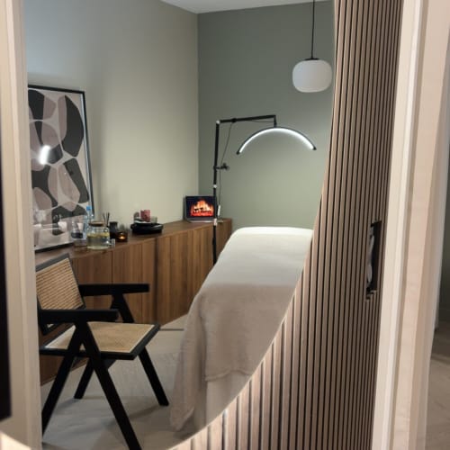 Glow Up by Amel - Sourcils & cils Épinay-sur-Seine - Glow Up by Amel - Photo Galerie - OneBooking
