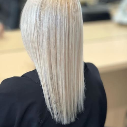 MARINE COIFFURE ESTHETIQUE - Soin visage Nice - MARINE COIFFURE ESTHETIQUE - Photo Galerie - OneBooking