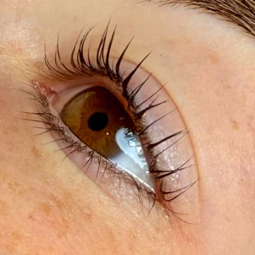 Margaux Beauty Studio - Onglerie Pau - Margaux Beauty Studio - Photo Galerie - OneBooking