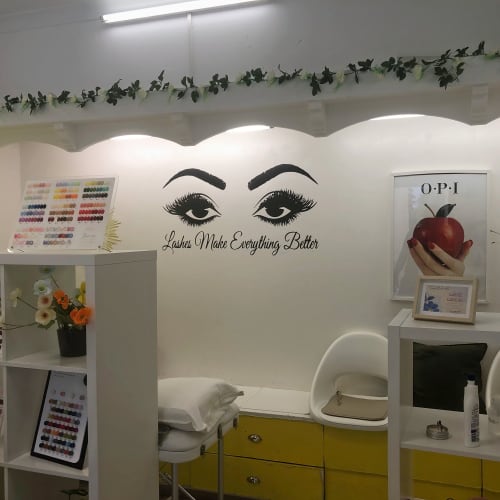 Sunny Nails Art - Institut de beauté Béziers - Sunny Nails Art - Photo Galerie - OneBooking