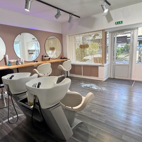 L’insolite Coiffure - Coiffure Saint-Étienne - L’insolite Coiffure - Photo Galerie - OneBooking