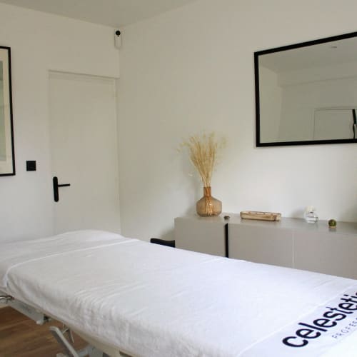 LKN Centre Esthétique - Sourcils & cils Pessac - LKN Centre Esthétique - Photo Galerie - OneBooking