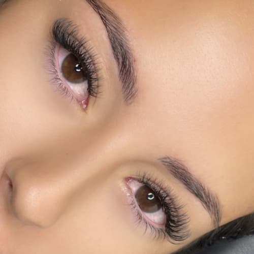 Cils Chic - Sourcils & cils Gennevilliers - Cils Chic - Photo Galerie - OneBooking