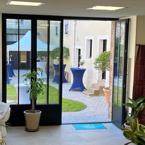 Domaine de BACHMAY - Sourcils & cils Laval - Domaine de BACHMAY - Photo Galerie - OneBooking