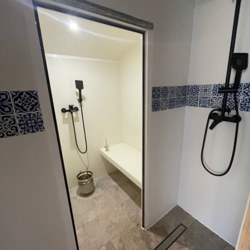 Houdarling : Beauté, Massages PISCINE & SPA ( Hammam, Sauna & Jacuzzi ) - Coiffure Nîmes - Houdarling : Beauté, Massages PISCINE & SPA ( Hammam, Sauna & Jacuzzi ) - Photo Galerie - OneBooking