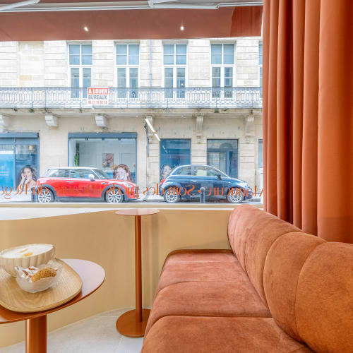Vroda - Onglerie Bordeaux - Vroda - Photo Galerie - OneBooking