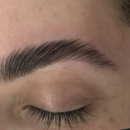 Maws Beauty - Sourcils & cils Aubervilliers - Maws Beauty - Photo Galerie - OneBooking