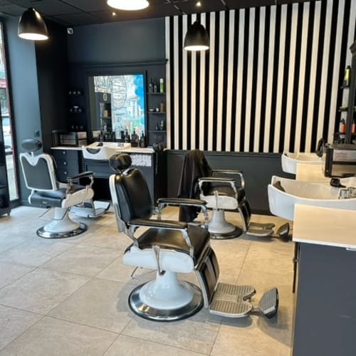 Au petit barbier - Coiffure Mantes-la-Jolie - Au petit barbier - Photo Galerie - OneBooking